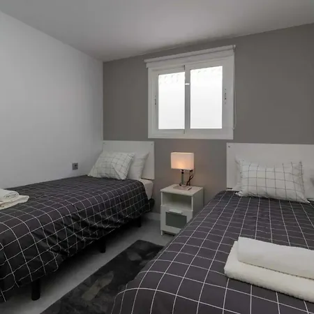 Con Piscina Comunitaria Holiday home Chayofa