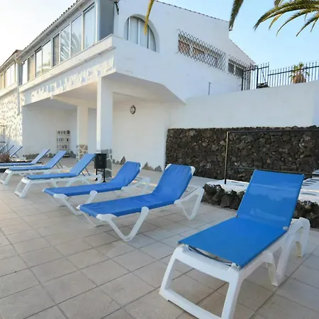 Con Piscina Comunitaria Holiday home Chayofa